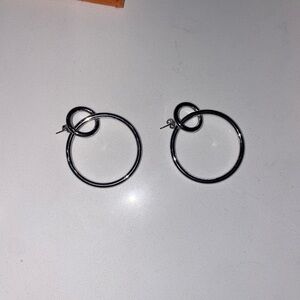 SHASHI Silver Minimalist Hoop Earrings